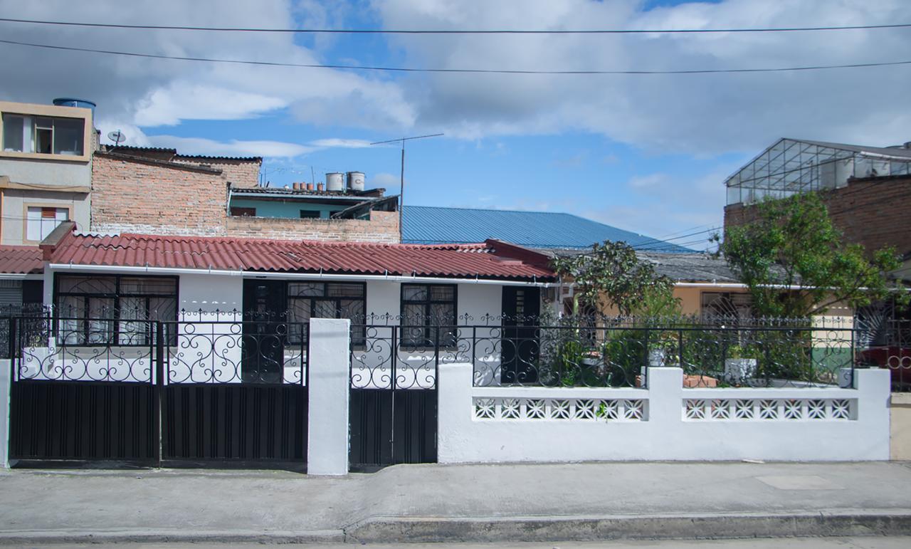 דירות איפיאלס Mansion Blanca מראה חיצוני תמונה